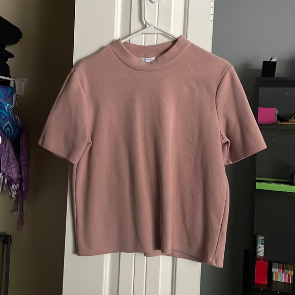 Pink shirt - Picture 1 of 1